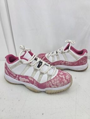 Jordan 11 Retro Low Pink Snakeskin Women’s Size 10.5 Men’s 9 AH7860-106 No Box.